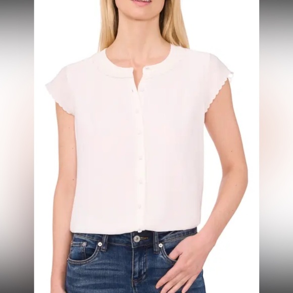 NWT CeCe White Cap Sleeve Button Down Shirt with Peter Pan Collar size M - Picture 1 of 16